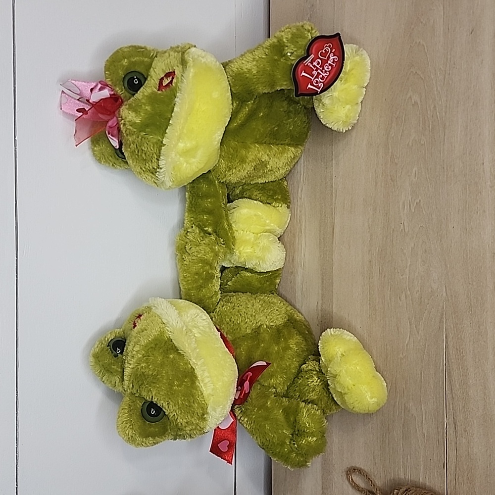 Dan Dee Collection Kissing Frogs Stuffed Plush